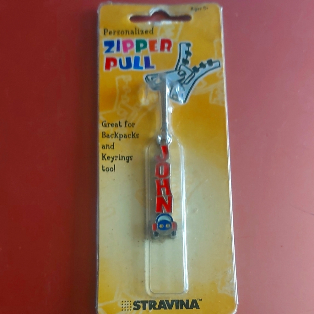 👝 John Zipper Pull